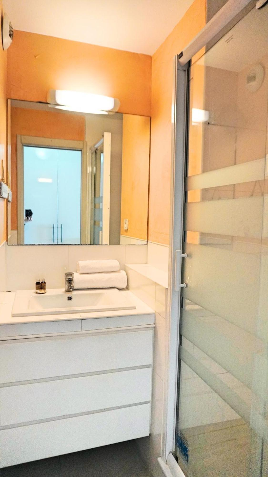607, Vue Mer, 4 Personnes By Palmazur Cannes